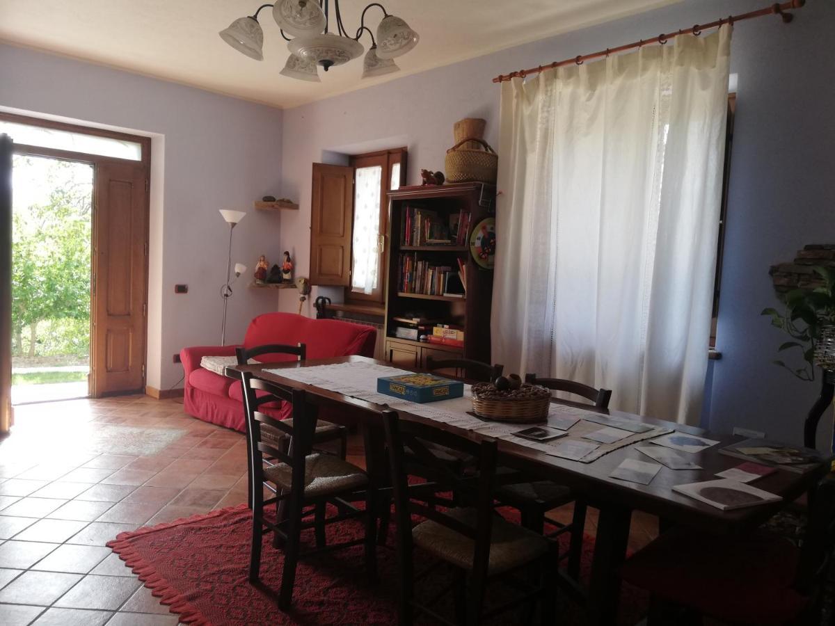 Agrifoglio Con Giardino