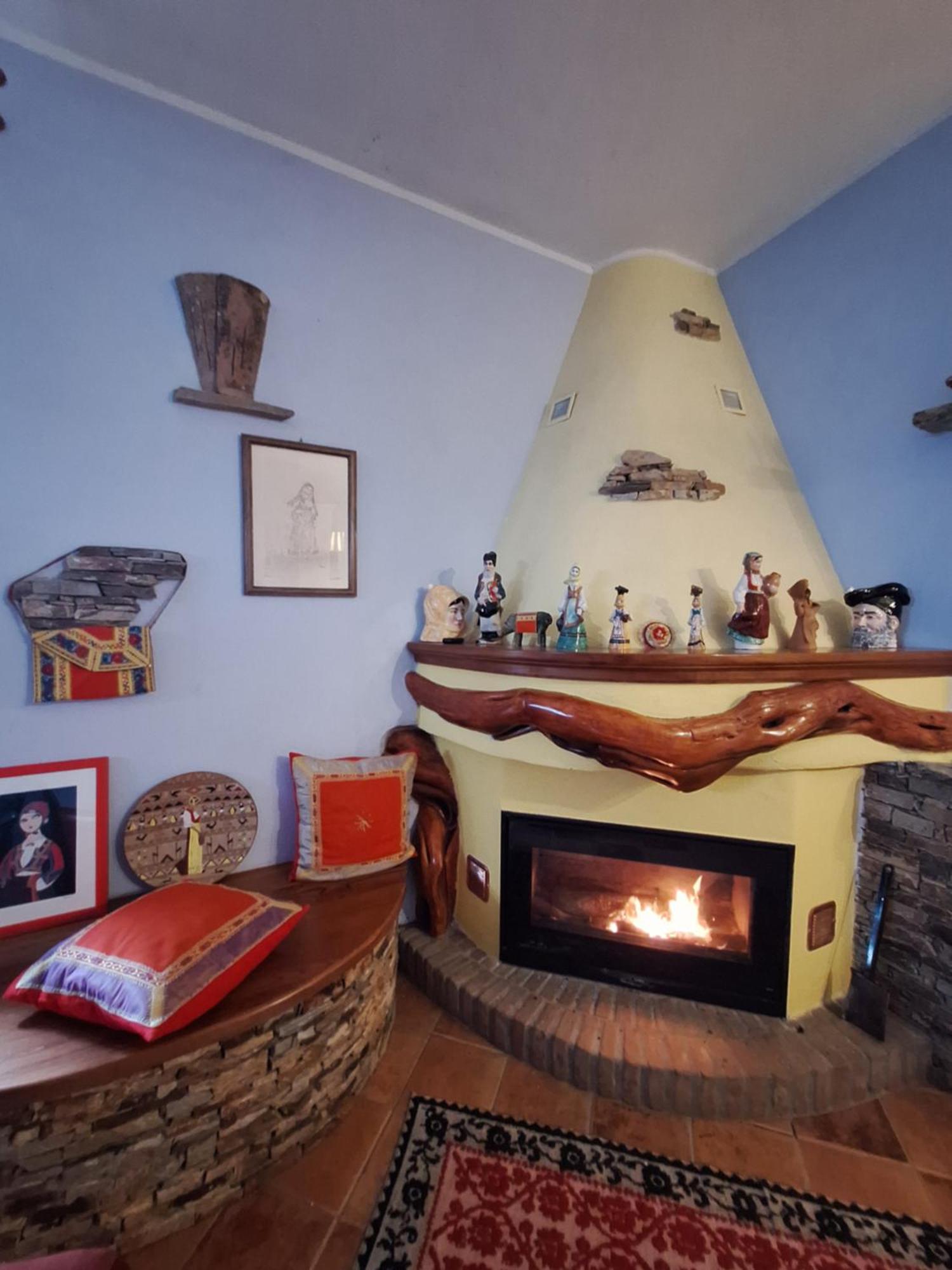 Agrifoglio Con Giardino Bed & Breakfast Aritzo